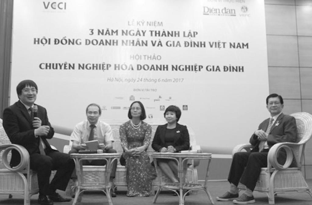 6 Theo Chủ tịch Phòng Thương mại và Công nghiệp Việt Nam (VCCI), ông Vũ Tiến Lộc, nếu như lợi thế của các doanh nghiệp gia đình (DNGĐ) Việt Nam là sự gắn bó tình cảm tin cậy, thì thách thức lớn nhất