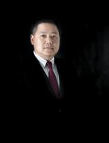 2011-2014: Kế toán trưởng tại Công ty TNHH Xây dựng Doosong Vina. 2014 đến nay: Kế toán trưởng tại CTCP TM Vận tải biển Trường Phát Lộc.