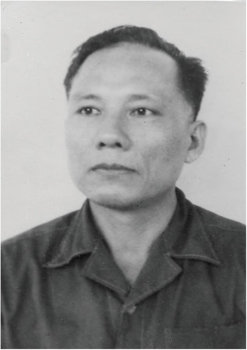 Trong Cách mạng Tháng Tám năm 1945, ông tham gia trong tổ chức Thanh niên Tiền phong tại làng Phong Thạnh Tây, huyện Giá Rai.