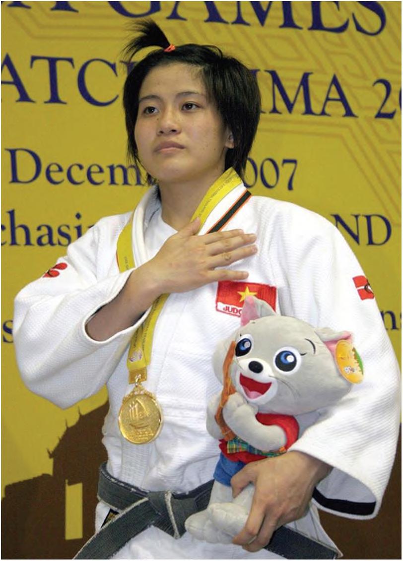 Nhờ những thành tích rất khả quan trên, Văn Ngọc Tú đuợc lọt vào tầm ngắm của Đội tuyển quốc gia Judo Việt Nam chuẩn bị làm nhiệm vụ tại SEA Games 22.