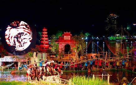 Ông Lê Hữu Minh, quyền Giám đốc Sở Du lịch tỉnh Thừa Thiên Huế cho biết: Trong dịp Festival năm nay lượng khách lưu trú tới hơn 120.