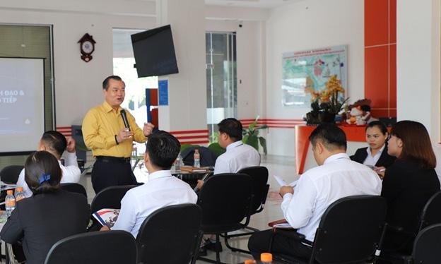 Hoạt động doanh nghiệp Kim Oanh Group bồi dưỡng kỹ năng cho cấp lãnh đạo Ngày 7-5-2019, Kim Oanh Group tổ chức chương trình đào tạo bồi dưỡng kỹ năng chuyên môn cho gần 50 cán bộ lãnh đạo từ trưởng