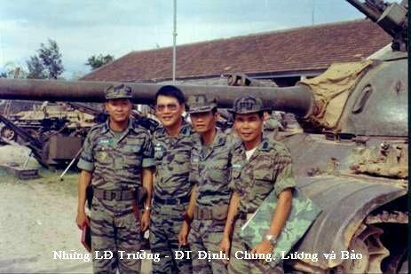 Ngày 3 tháng 5-1972, Trung Tướng Lê Nguyên Khang bàn giao chức vụ Tư Lệnh Sư Đoàn TQLC cho Đại Tá Bùi Thế Lân Tư lệnh Phó. Trung Tướng Khang về Bộ Tổng Tham Mưu giữ chức vụ Tham Mưu Phó Hành Quân.