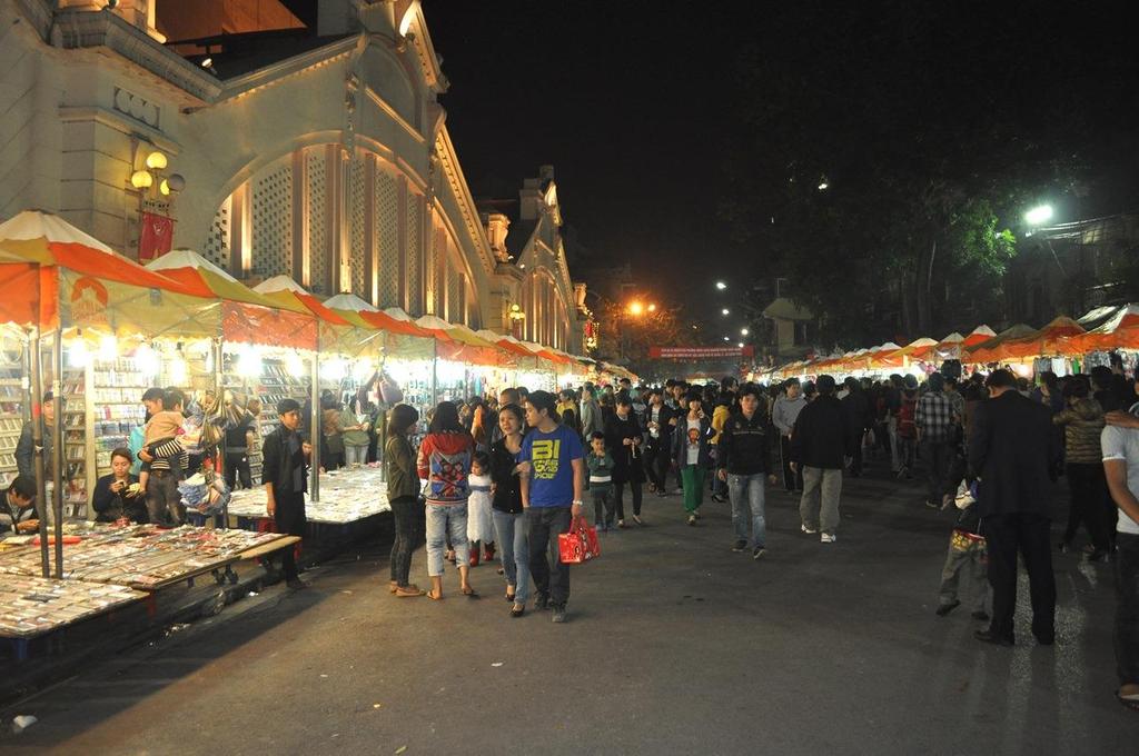 Chợ Đồng Xuân Nguồn:https://www.google.com.vn/search?