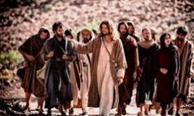 Thứ tư Tuần 8 Thường Niên LỄ TRO Mc 10, 32-45 Tin Mừng Chúa Giêsu Kitô theo Thánh Marcô: Đức Giê-su và các môn đệ đang trên đường lên Giê-ru-sa-lem, Người dẫn đầu các ông.