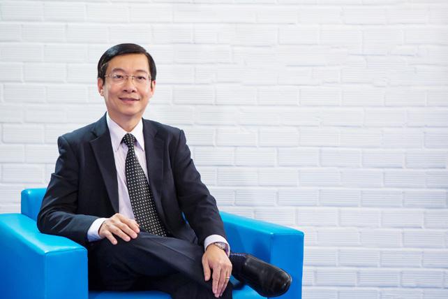 1 CHỦ ĐỀ THÁNG 10 DIỄN GIẢ Ông Tăng Trị Trọng Chief Sales Officer (Giám Đốc Kinh Doanh Cấp Cao) của VietnamWorks