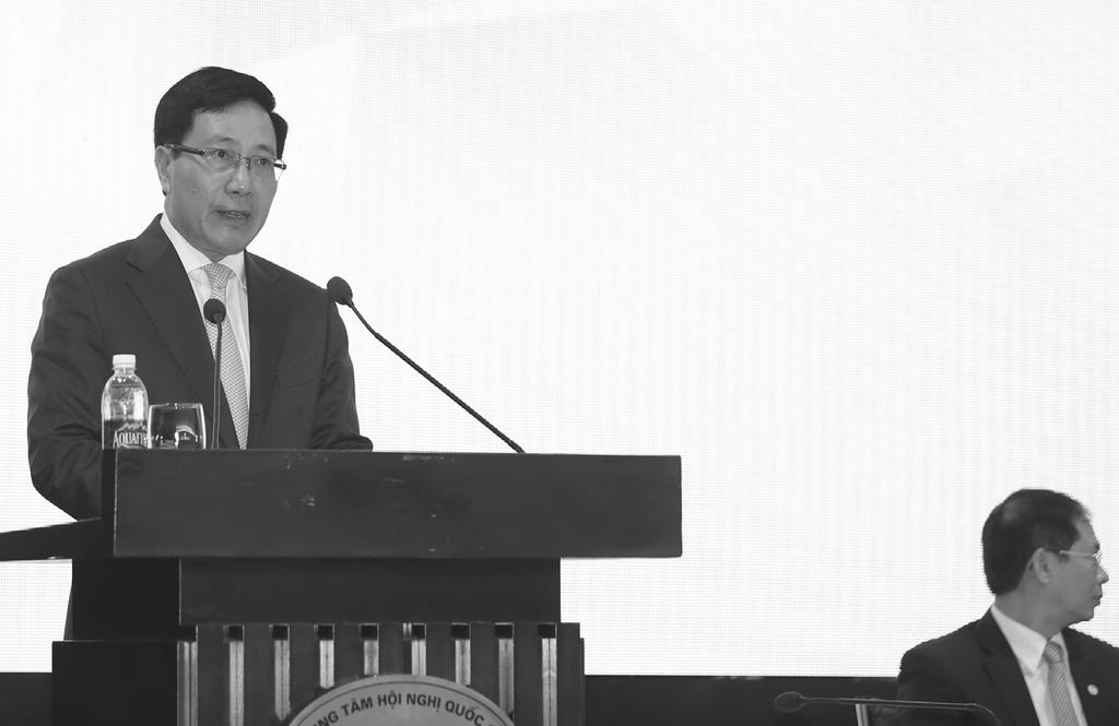 20 XUẤT THỜI SỰ - QUỐC TẾ quocteplvn@gmail.com BẢN TỪ NĂM 1985 Khởi động các hoạt động APEC tại Việt Nam năm 2017 Phó Thủ tướng Phạm Bình Minh phát biểu tại Hội thảo.