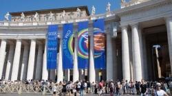 ĐTC Phanxicô gặp gỡ hơn 70 ngàn lễ sinh quốc tế Gia Hy Vatican -- Tìm kiếm và theo đuổi hòa bình!