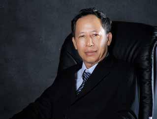 Từ năm 2000 đến năm 2004: Phó Giám đốc Nhà máy đông lạnh Thuỷ sản Nam Việt Số lượng cổ phần sở hữu cá nhân: 469.000 cổ phần 0,37% vốn điều lệ.