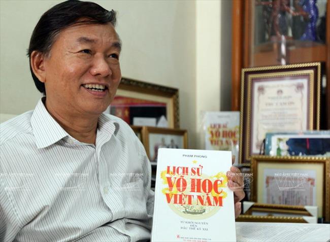 Chân dung võ sư kỷ lục gia Phạm Phong