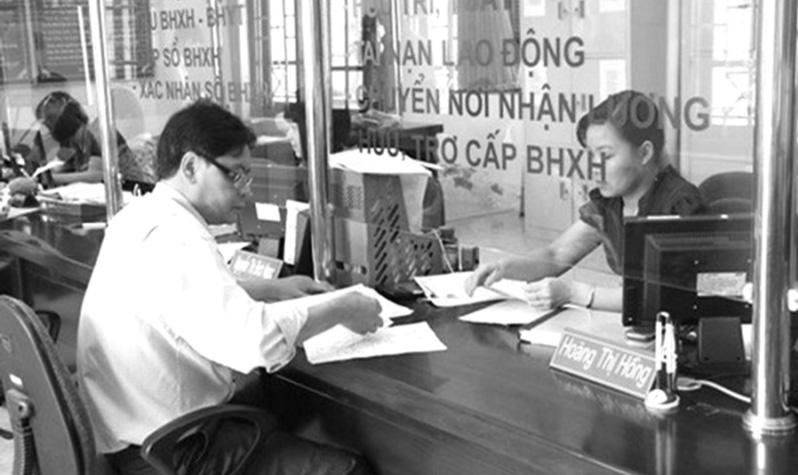 Tình trạng làm giả giấy tờ hưởng BHXH, BHYT ngày càng phổ biến Theo số liệu thống kê của BHXH tỉnh Bắc Ninh, tỷ lệ người lao động (NLĐ) được giải quyết hưởng chế độ ốm đau, thai sản, dưỡng sức phục
