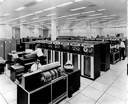 IBM 7094 Nguyễn Văn Tới.