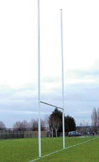 RUGBY Khung rugby Chiều cao cột dọc 8m S20082 - Khung Rugby chôn nòng, trụ ống nhôm Ø 102mm. Kích thước chuẩn quốc tế: - Khoảng cách cột dọc: 5.6m. - Chiều cao xà: 3m.