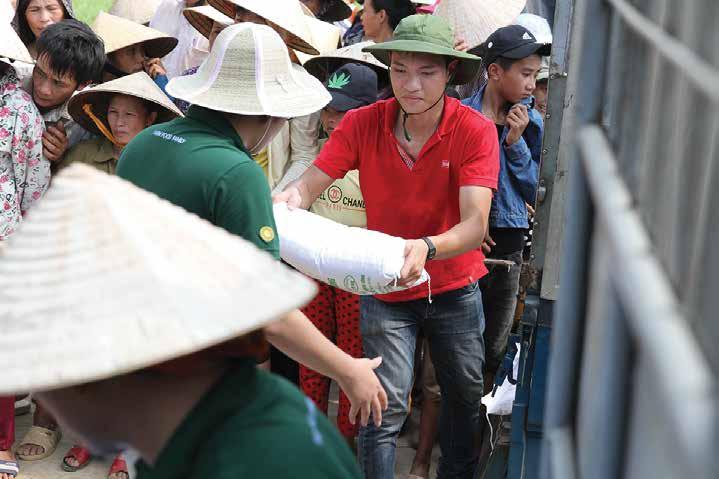 HOẠT ĐỘNG VÌ CỘNG ĐỒNG HOẠT ĐỘNG VÌ CỘNG ĐỒNG Cũng trong năm 2018, SSI đã hỗ trợ các hộ dân nghèo ở 9 huyện biên giới tỉnh Cao Bằng phát triển kinh tế gia đình qua chương trình tặng 3.
