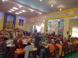 ẤN ĐỘ: Đức Đạt lai Lạt ma dự cuộc tranh luận của tất cả truyền thống về cuốn sách của Tsongkhapa tại Bồ đề Đạo tràng Ngày 19-12-2018 tại Bồ đề Đạo tràng, Đức Đạt lai Lạt ma đã dự ngày đầu tiên trong