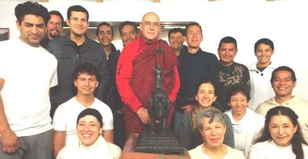 Hispanic Buddhists with Ven. Nandisena. From btmar.org na, người xuất gia năm 1991 tại tu viện Taungpulu Kaba Aye Monastery, ở Boulder Creek, California, tu học dưới hướng dẫn của Đại sư Silananda.