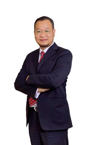 www.vcsc.com.vn 3 Ông HUỲNH RICHARD LÊ MINH - Thành viên HĐQT Ông Minh có hơn 12 năm kinh nghiệm trong lĩnh vực kế toán và quản trị chuyên nghiệp tại Việt Nam và Mỹ.