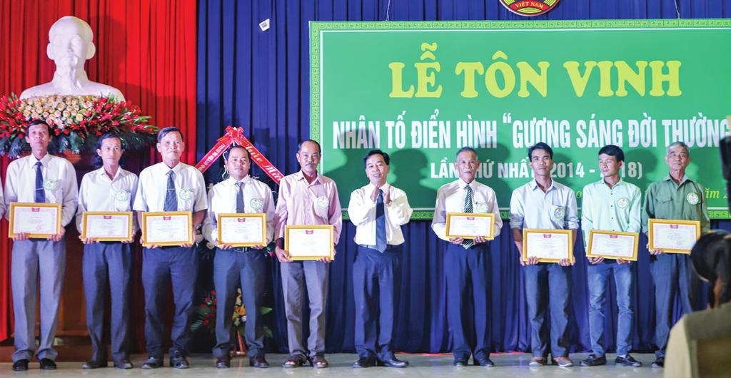 chức tại đầu cầu Hà Nội và hơn 700 điểm cầu các tỉnh, thành phố, huyện, xã trong toàn quốc.