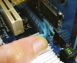 Khe cắm PCI Express x6 Khe cắm PCI Khe cắm PCI Express x Thực hiện theo các bước bên dưới để lắp đúng card mở rộng vào khe cắm mở rộng.. Xác định khe cắm mở rộng hỗ trợ card mở rộng của bạn.