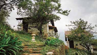 Không gian đó nằm trong Sapa Jade Hill - khu nghỉ dưỡng 5 sao đang được hoàn thiện với phương châm bảo tồn thiên nhiên và giữ gìn văn hóa bản địa.