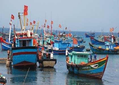 Vì sao Biển ðông quan trọng ñối với Việt Nam? Kinh tế Ước lượng 9.2 triệu tấn cá trong vùng biển Việt Nam.