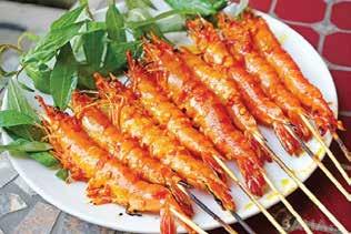 Xào Hải Sản Stir fried glass noodle with seafood Miến Xào Cua