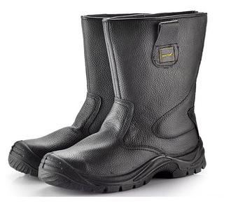 BH90 BH90 Loại sản phẩm: Giày bảo hộ lao động Màu sắc : Đen Bề mặt : Chất liệu da bò chất lượng cao chống thấm nước.