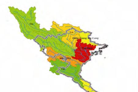 Miền Bắc Việt Nam thuộc lưu vực hệ thống sông Hồng bao gồm tiểu lưu vực sông Đà, sông Thái Bình, sông Lô, và tiểu lưu vực sông Chu, với tổng diện tích 210.380 km 2 (số liệu từ USGS).