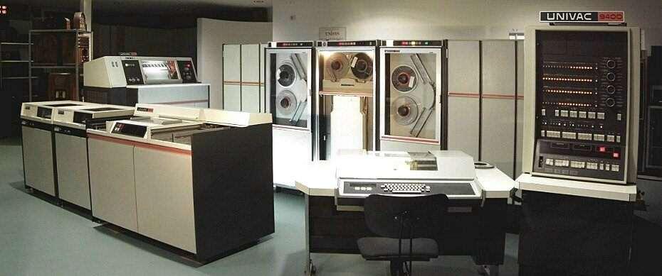 Thế hệ 3: UNIVAC 9400 1.