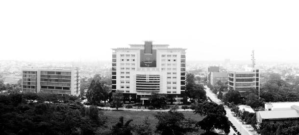 Saigon Institute of Technology GIỚI THIỆU VỀ SAIGONTECH 6 Trường SaigonTech là tên giao dịch của Trường Cao đẳng Sài Gòn, tiền thân là trường Kỹ Thuật Tin Học Sài Gòn, được thành lập năm 2001.