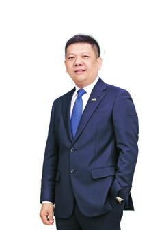 4.2.2 Lý lịch tóm tắt Ông Đỗ Minh Toàn Tổng giám đốc Ông Đỗ Minh Toàn được bổ nhiệm Tổng giám đốc năm 2012.